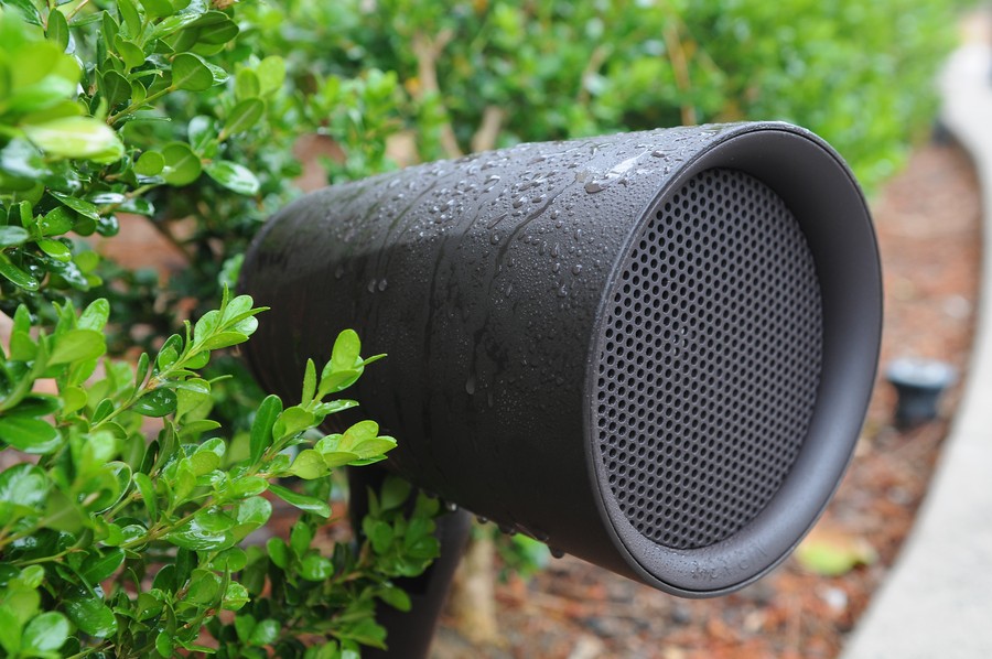 Outdoor Entertainment Speakers: DIY VS. Professional Setup