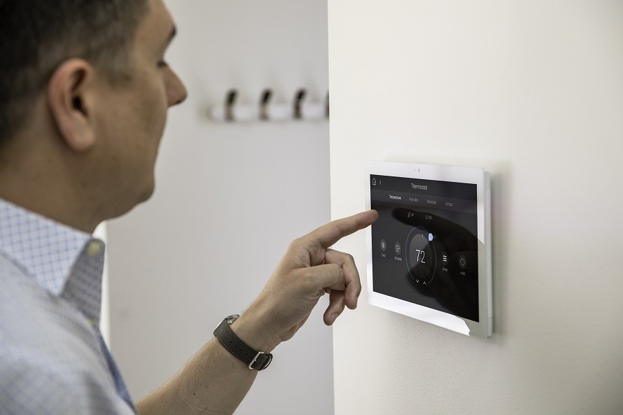 Enhance Your Comfort and Wellbeing With a Smart Climate Control System